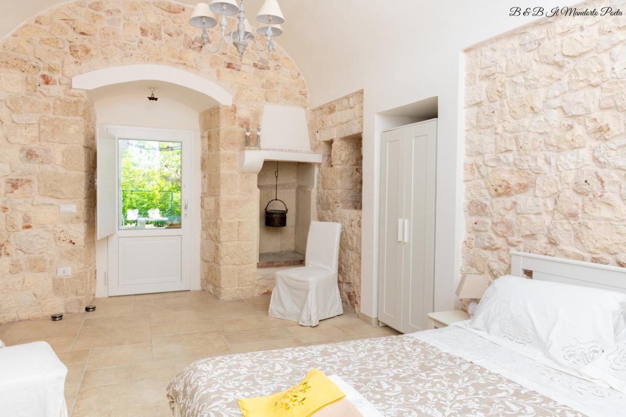 Il Mandorlo Poeta Bed and Breakfast Ostuni Buitenkant foto